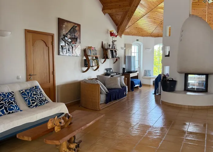 Ferreirinha Santa Cruz das Flores